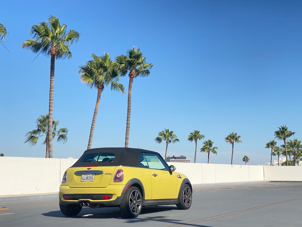 Photo 14 of this MINI COOPER