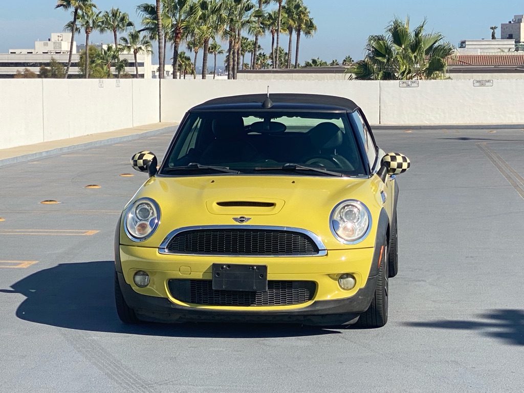 Photo 11 of this MINI COOPER