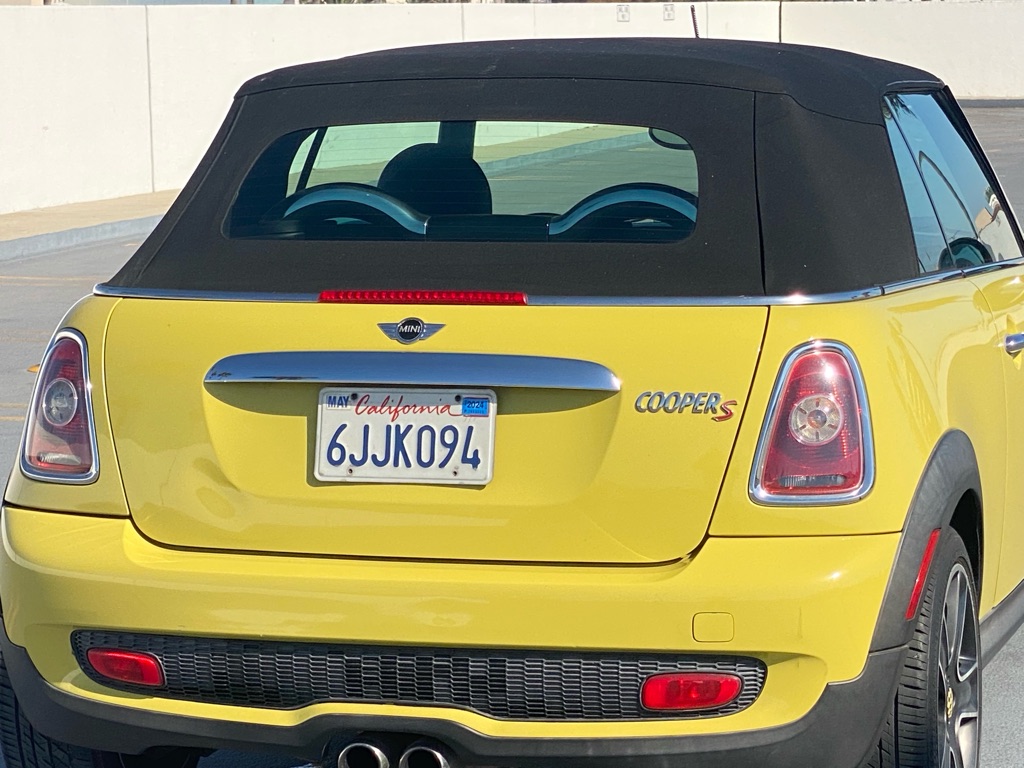 Photo 18 of this MINI COOPER