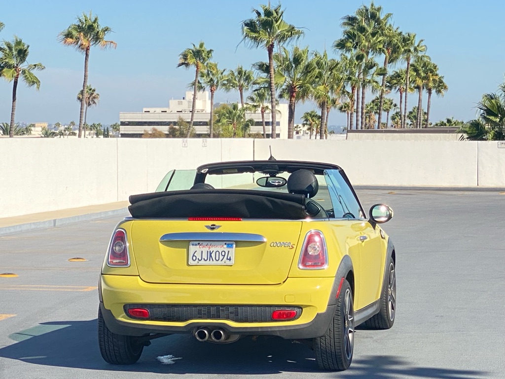 Photo 26 of this MINI COOPER