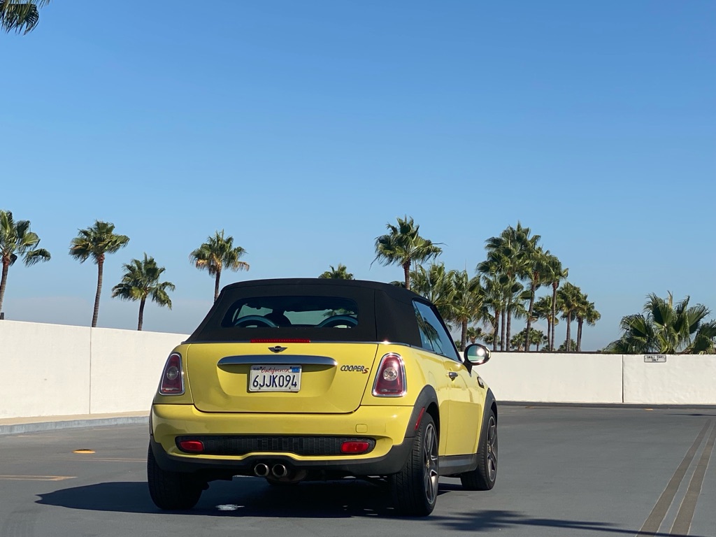 Photo 15 of this MINI COOPER