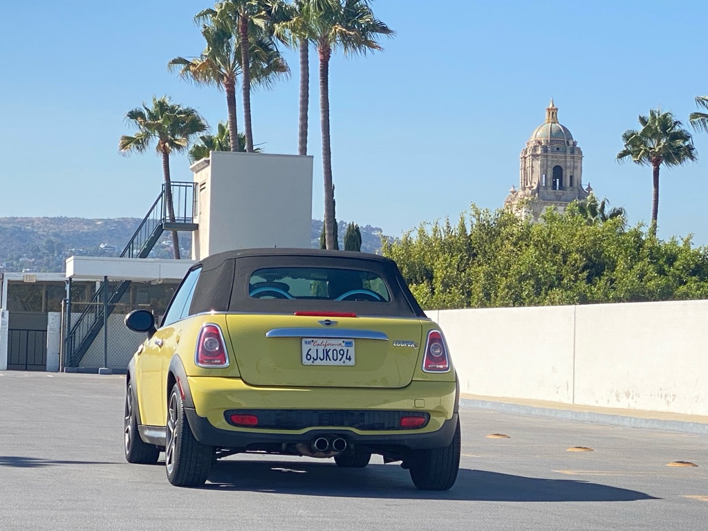 Photo 12 of this MINI COOPER