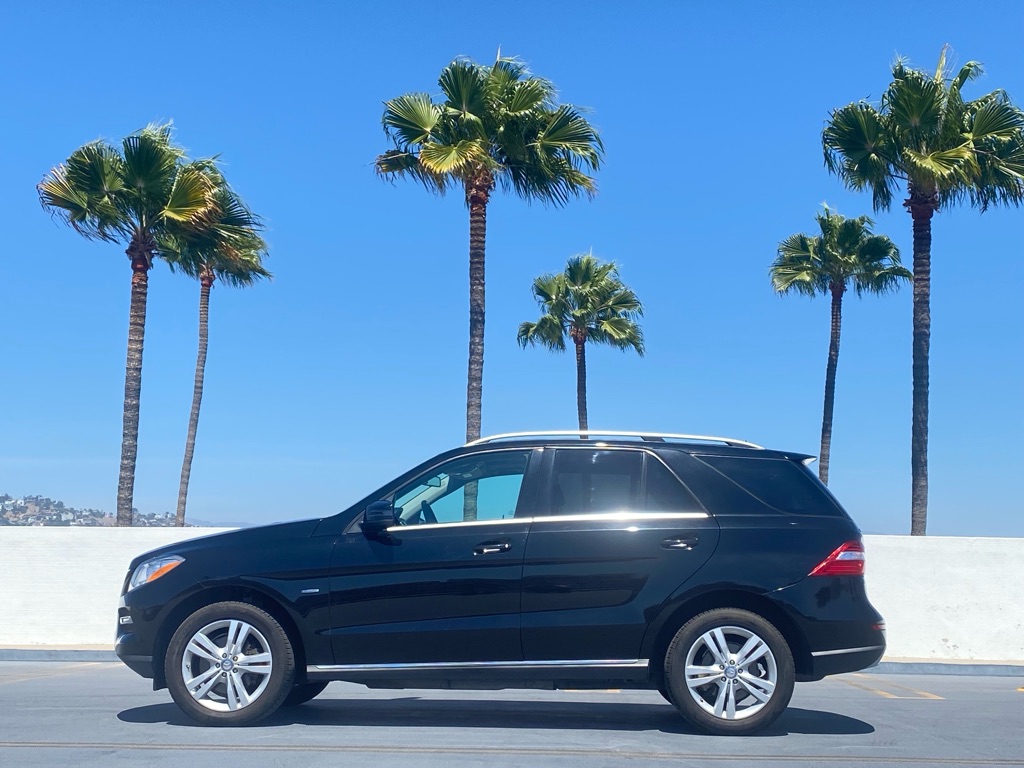 Photo 31 of this MERCEDES-BENZ ML