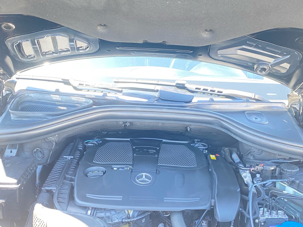 Photo 56 of this MERCEDES-BENZ ML