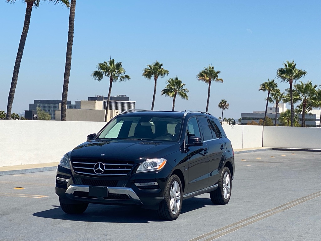 Photo 35 of this MERCEDES-BENZ ML