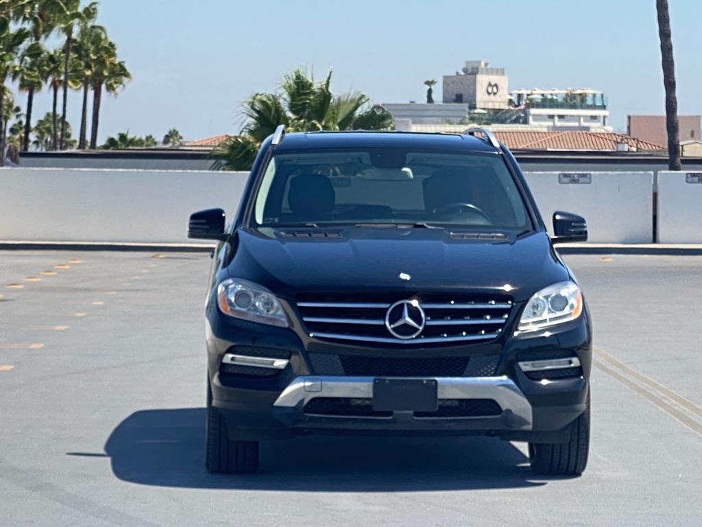 Photo 11 of this MERCEDES-BENZ ML