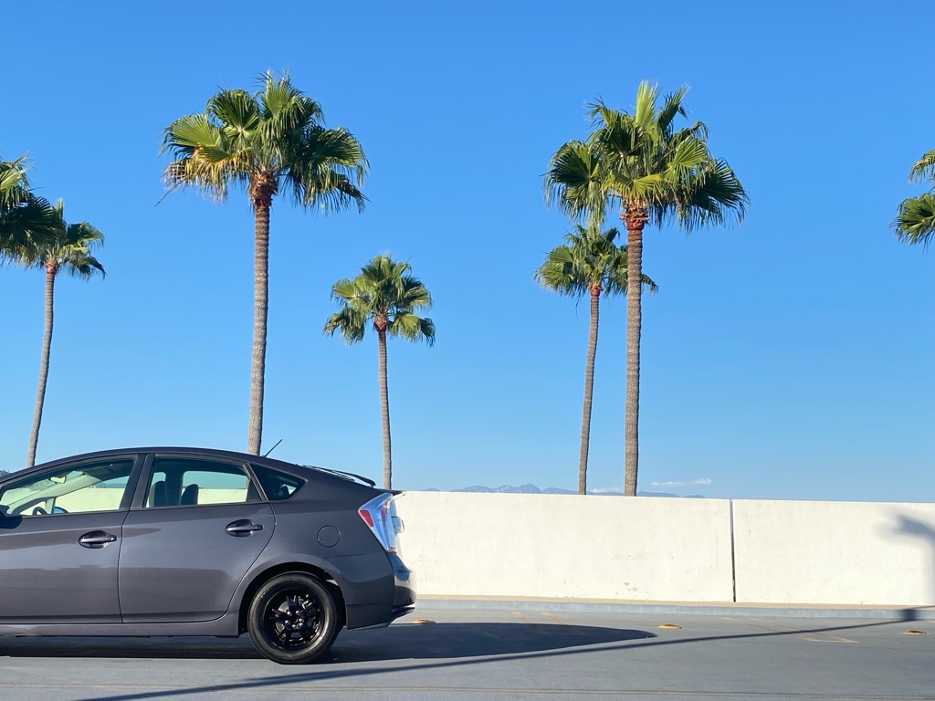Photo 31 of this TOYOTA PRIUS