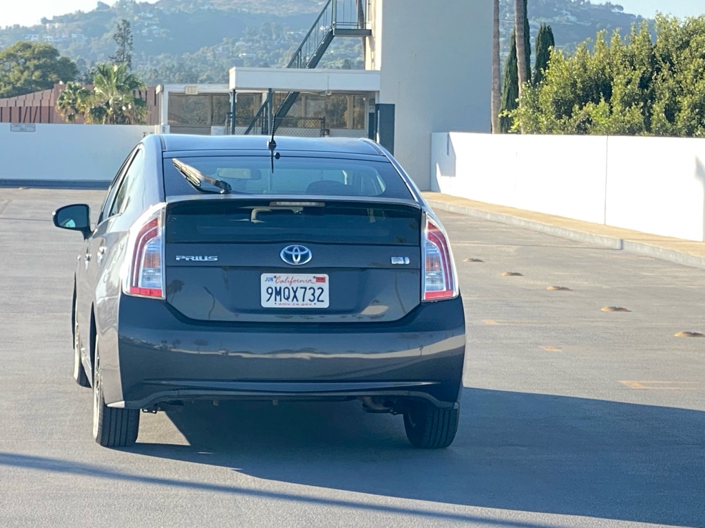 Photo 15 of this TOYOTA PRIUS