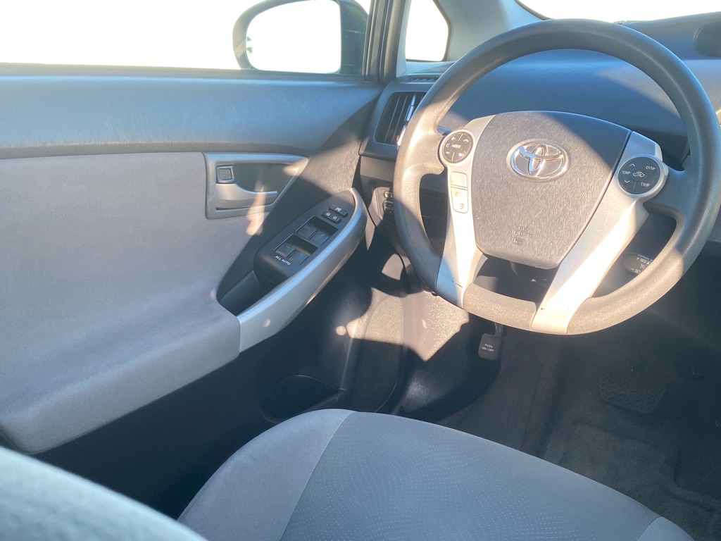 Photo 49 of this TOYOTA PRIUS