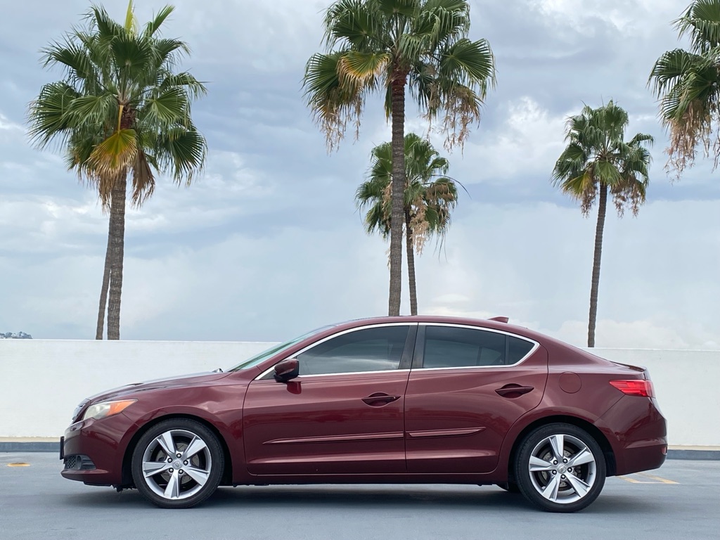 Photo 4 of this ACURA ILX