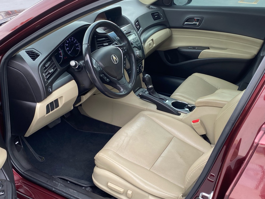 Photo 5 of this ACURA ILX