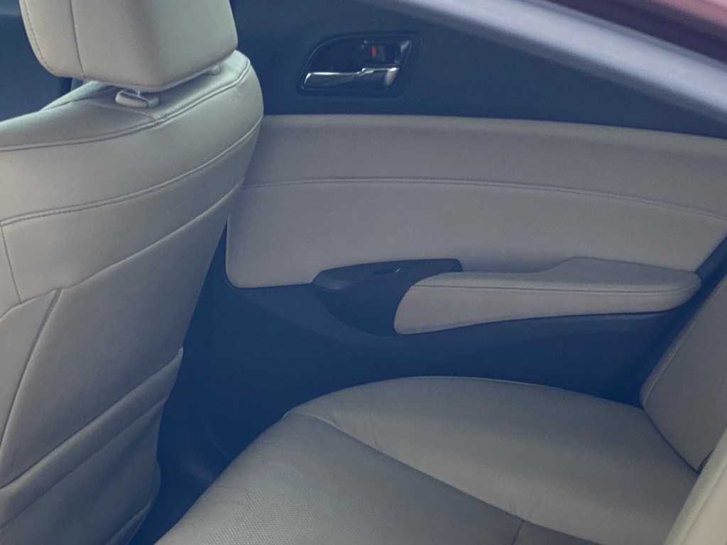 Photo 24 of this ACURA ILX