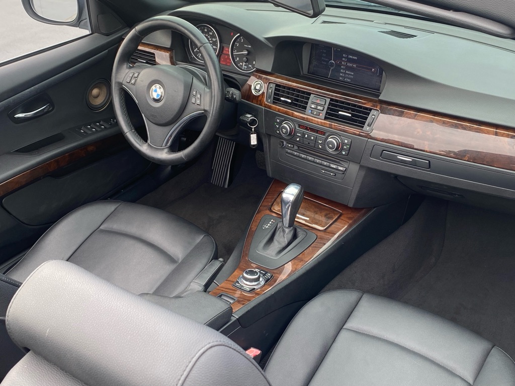 Photo 35 of this BMW 328