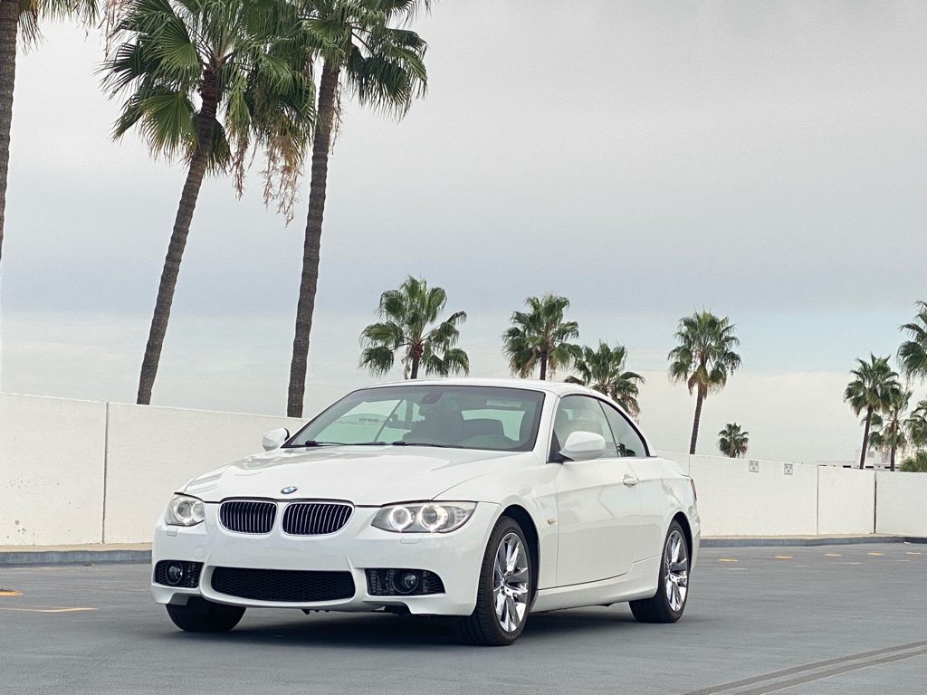 Photo 13 of this BMW 328