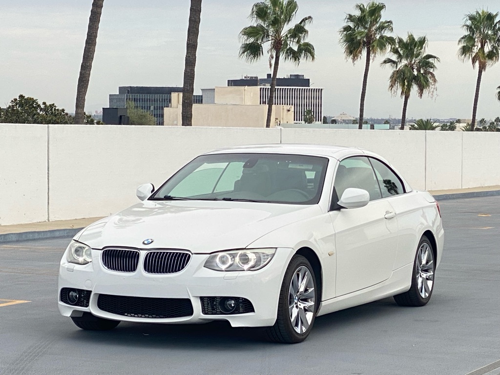Photo 14 of this BMW 328