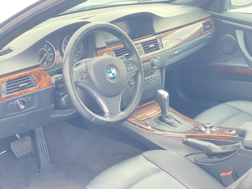 Photo 22 of this BMW 328