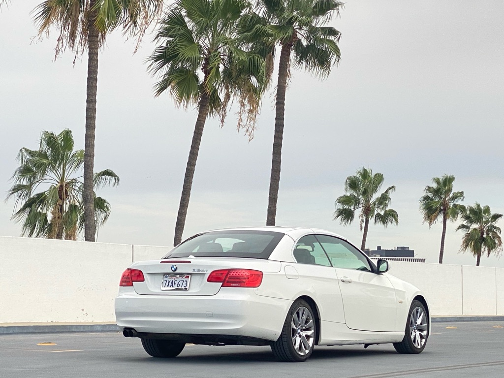 Photo 20 of this BMW 328