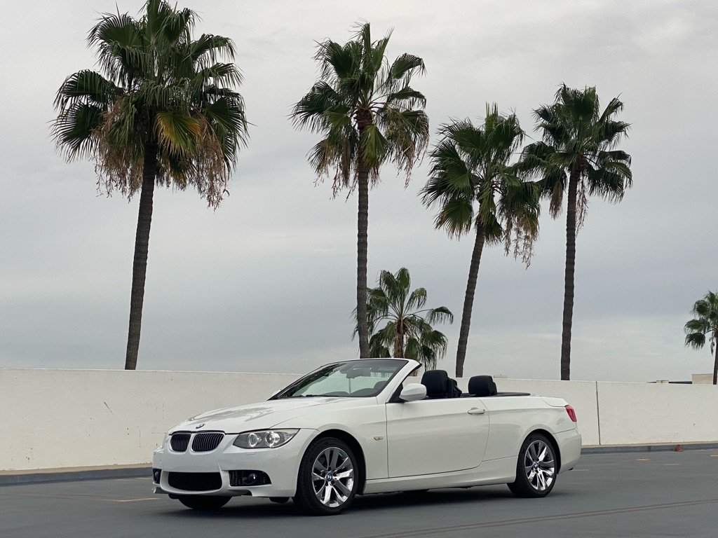 Photo 32 of this BMW 328