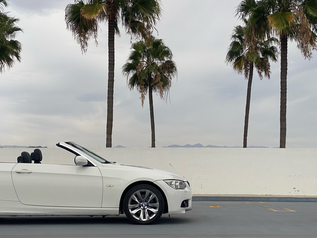 Photo 26 of this BMW 328