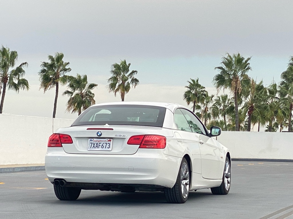 Photo 23 of this BMW 328