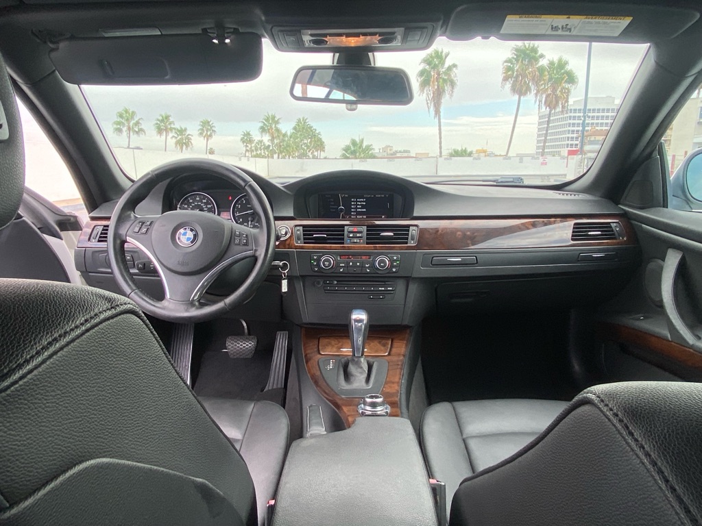 Photo 5 of this BMW 328