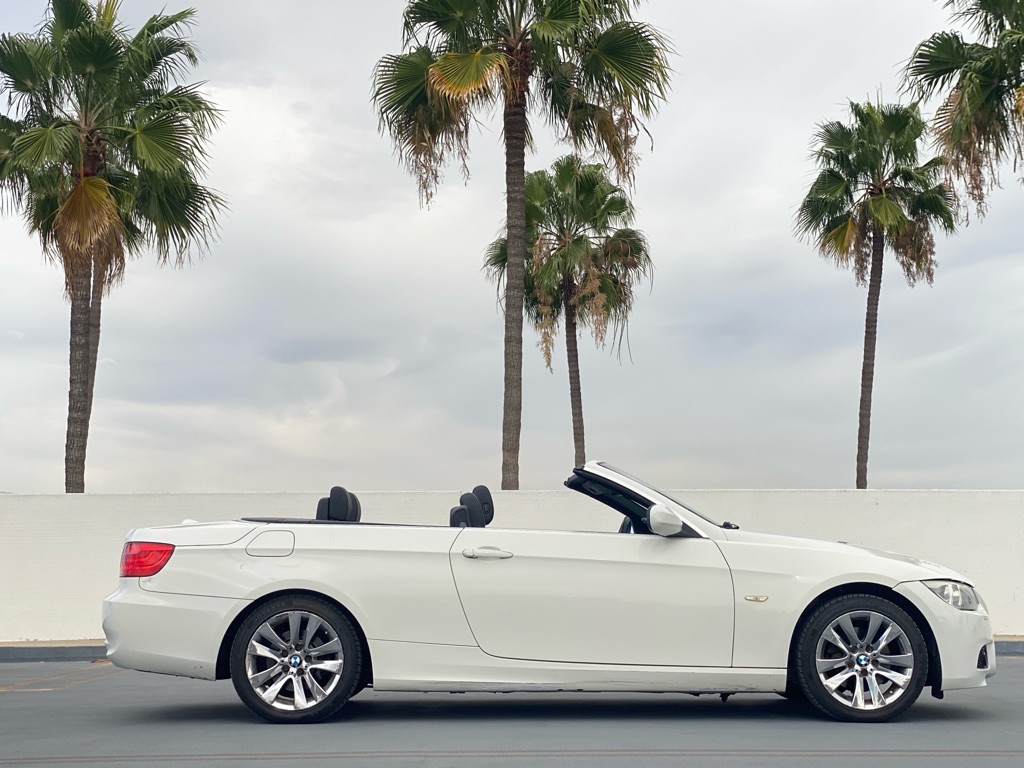 Photo 6 of this BMW 328