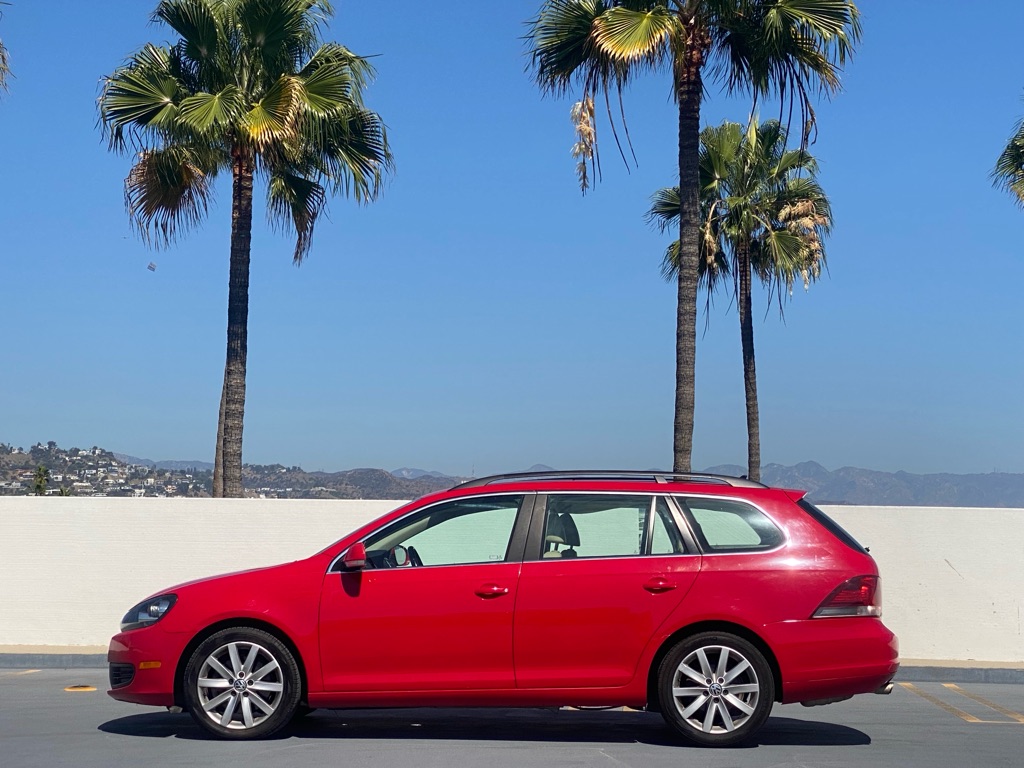 Photo 14 of this VOLKSWAGEN JETTA