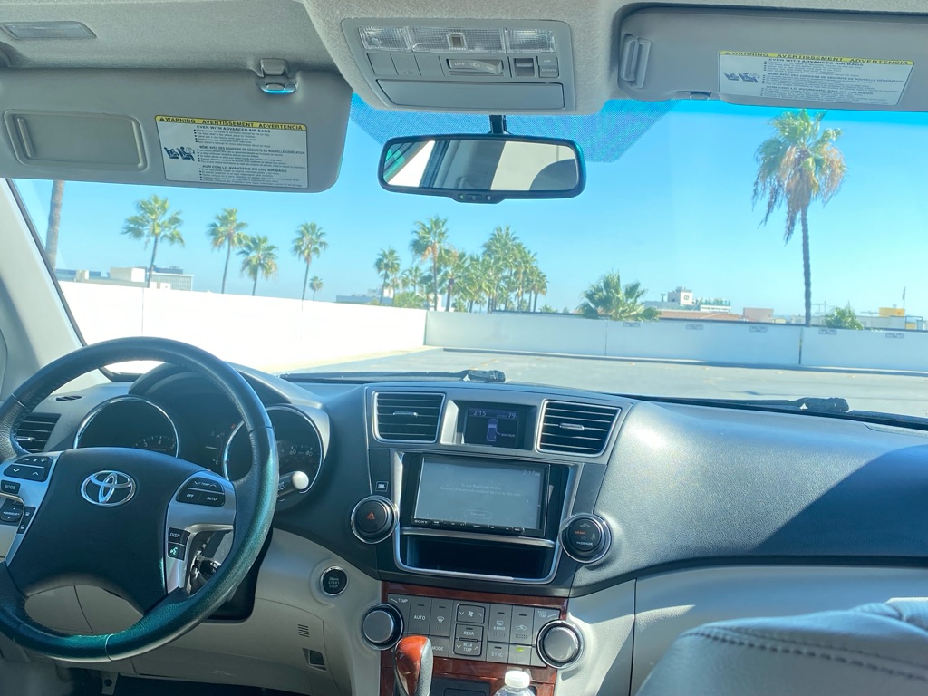 Photo 18 of this TOYOTA HIGHLANDER