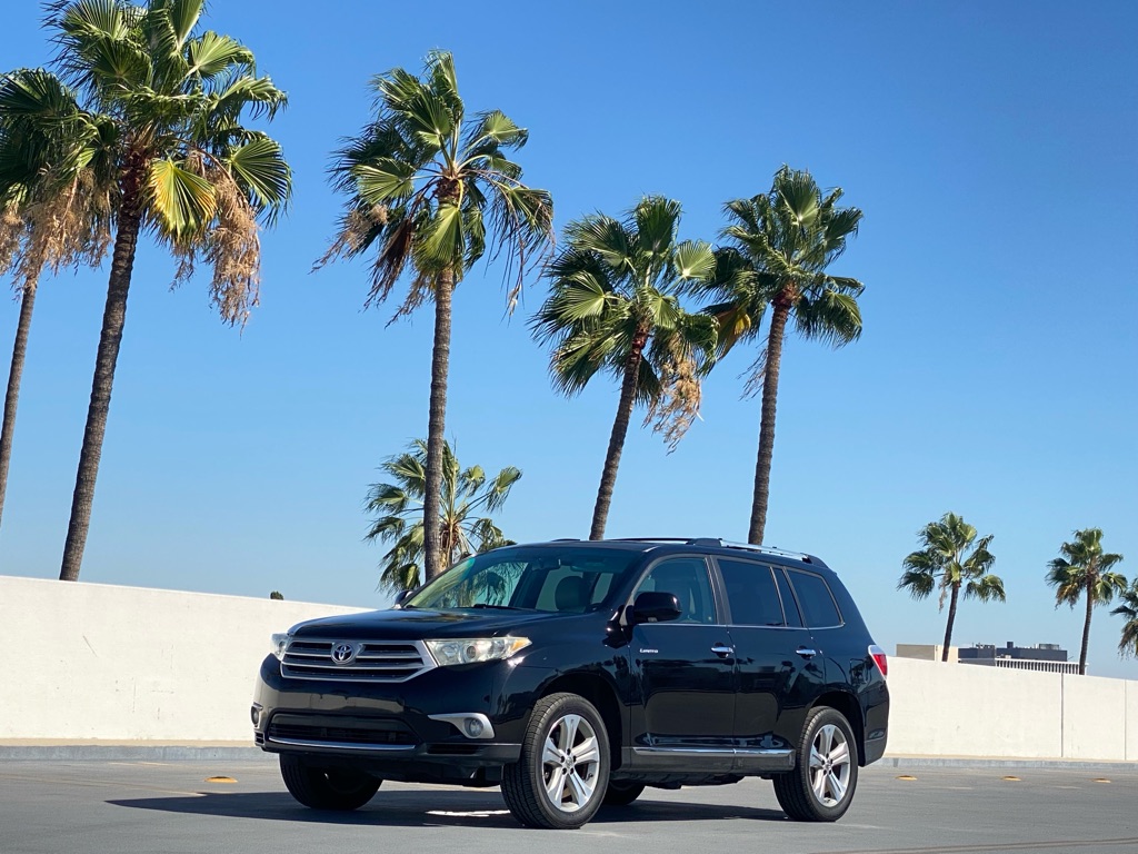 2013 TOYOTA HIGHLANDER