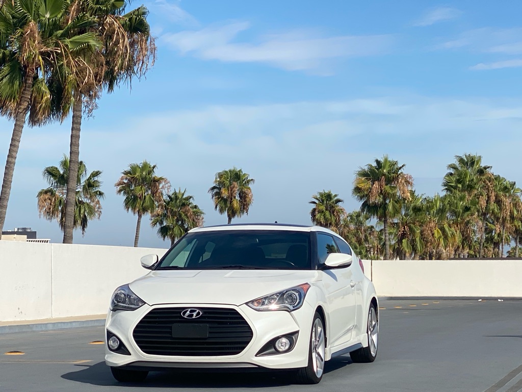 Photo 11 of this HYUNDAI VELOSTER