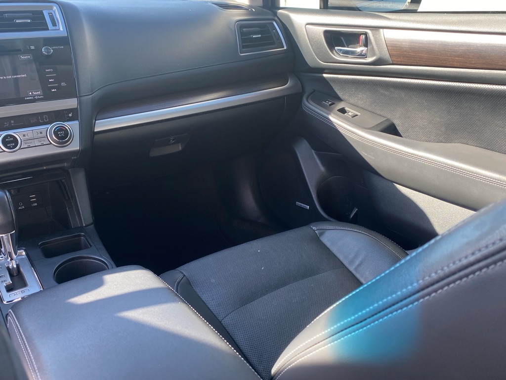 Photo 19 of this SUBARU LEGACY