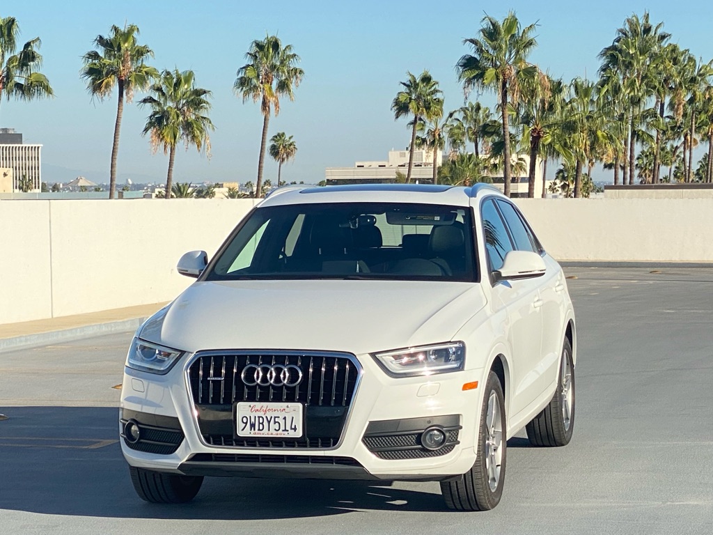Photo 8 of this AUDI Q3