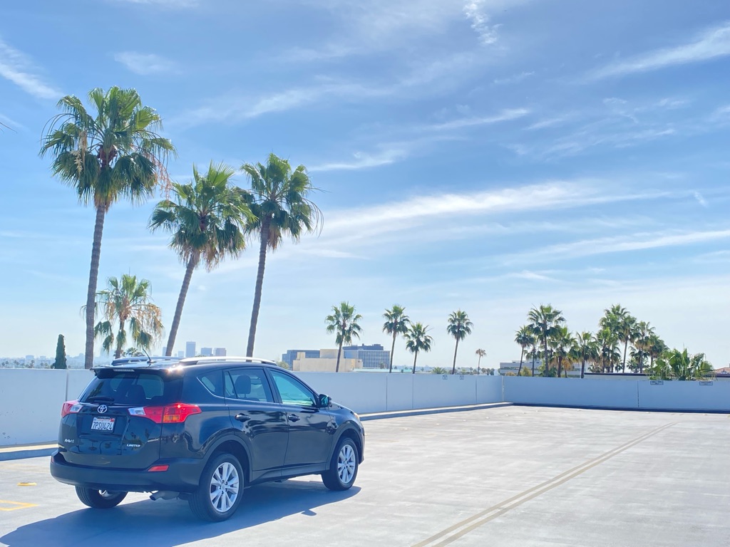 Photo 21 of this TOYOTA RAV4
