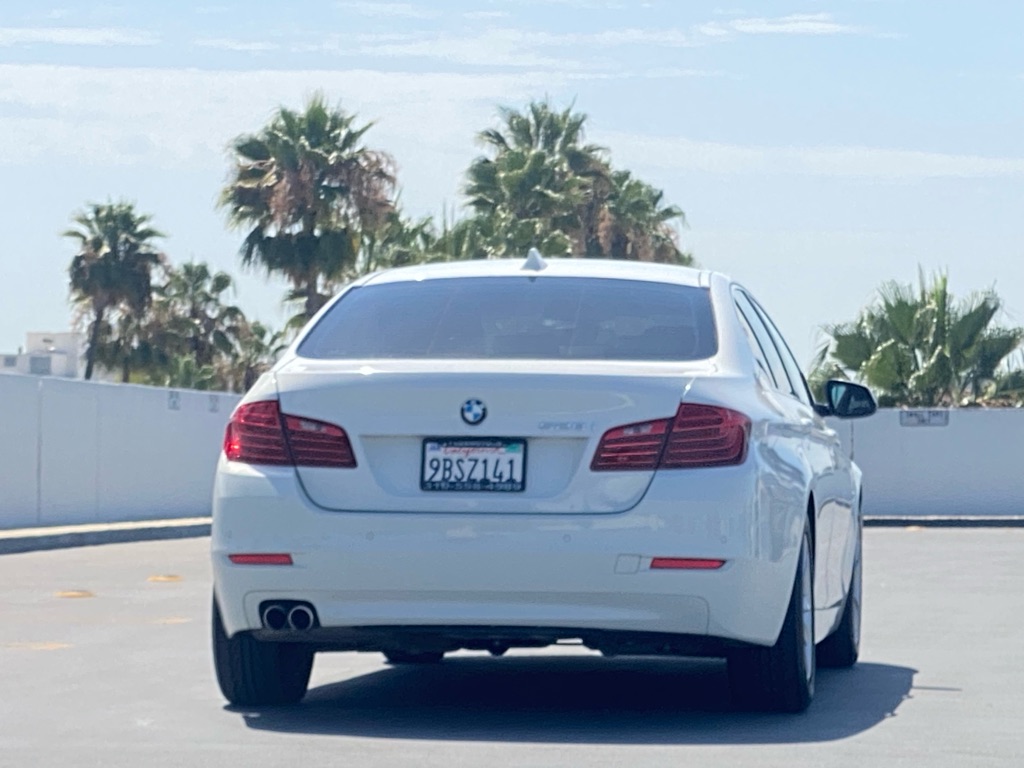 Photo 12 of this BMW 528