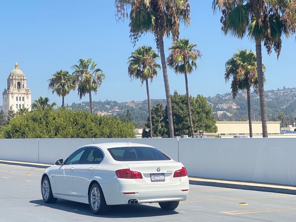 Photo 6 of this BMW 528