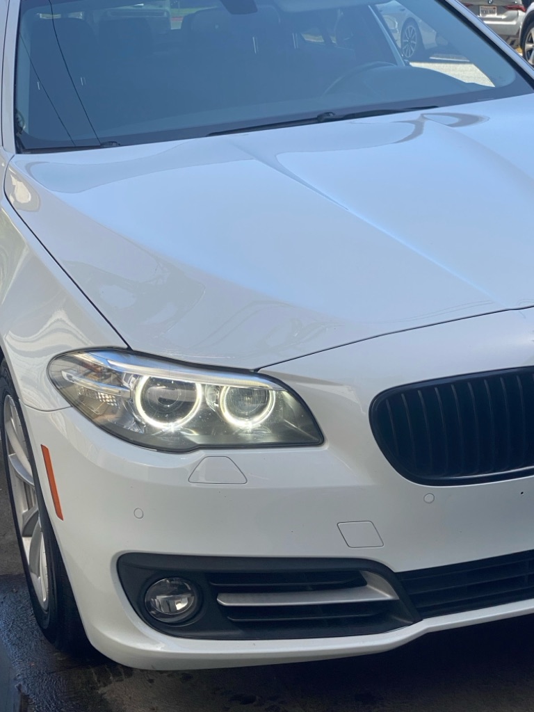 Photo 26 of this BMW 528