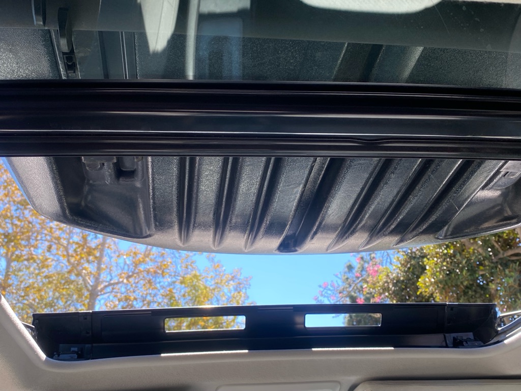 Photo 14 of this SUBARU FORESTER