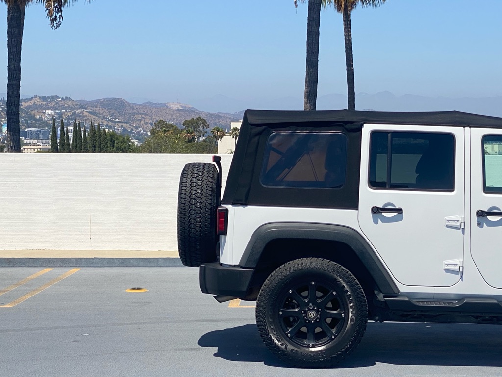 Photo 16 of this JEEP WRANGLER UNLIMI