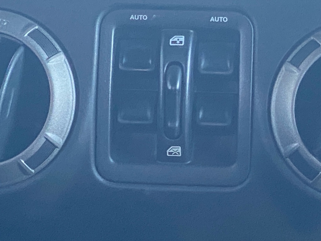 Photo 24 of this JEEP WRANGLER UNLIMI