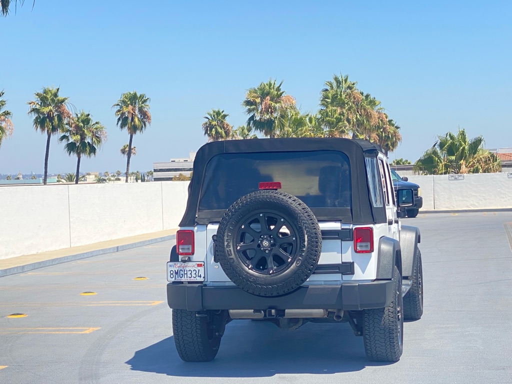 Photo 19 of this JEEP WRANGLER UNLIMI