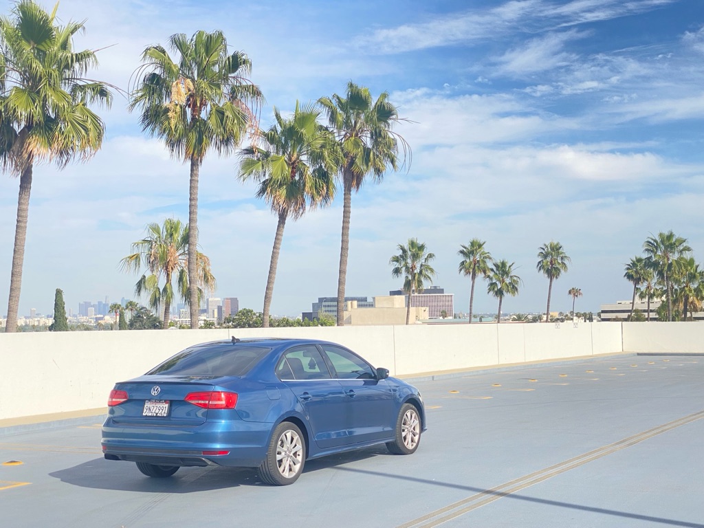 Photo 15 of this VOLKSWAGEN JETTA