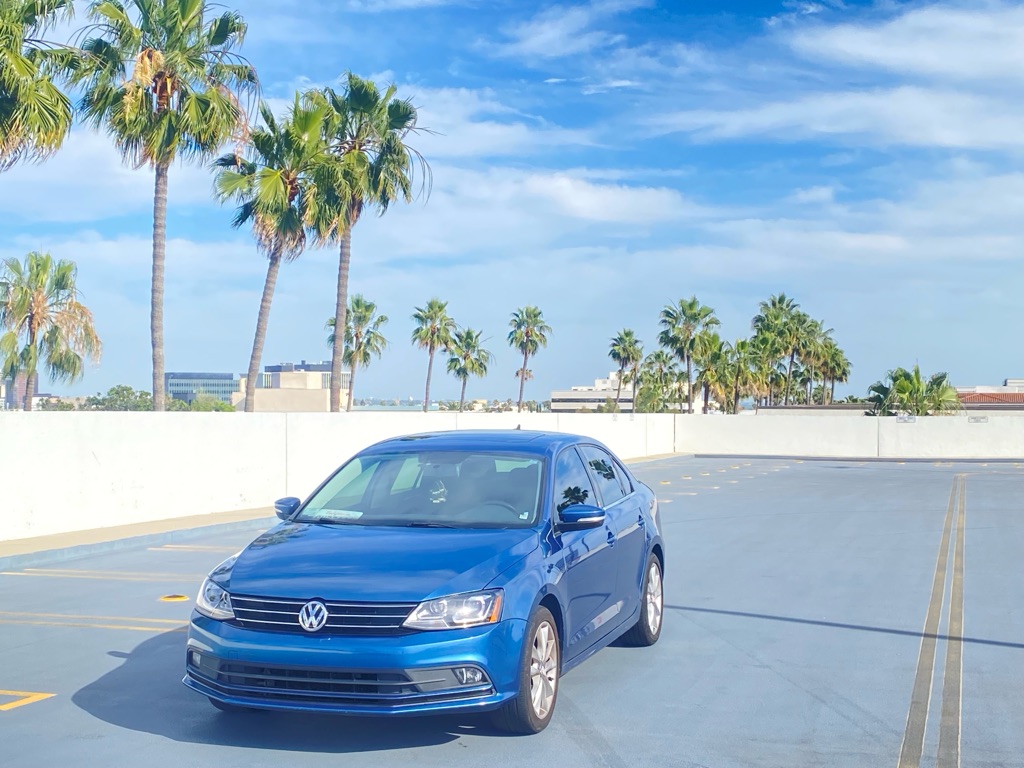 Photo 6 of this VOLKSWAGEN JETTA