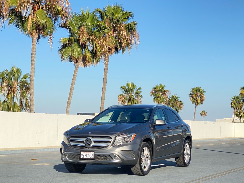 Photo 8 of this MERCEDES-BENZ GLA