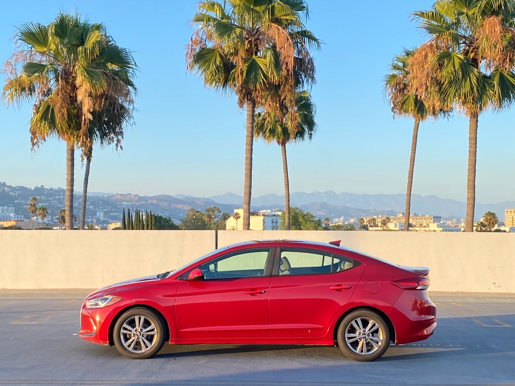 2017 HYUNDAI ELANTRA
