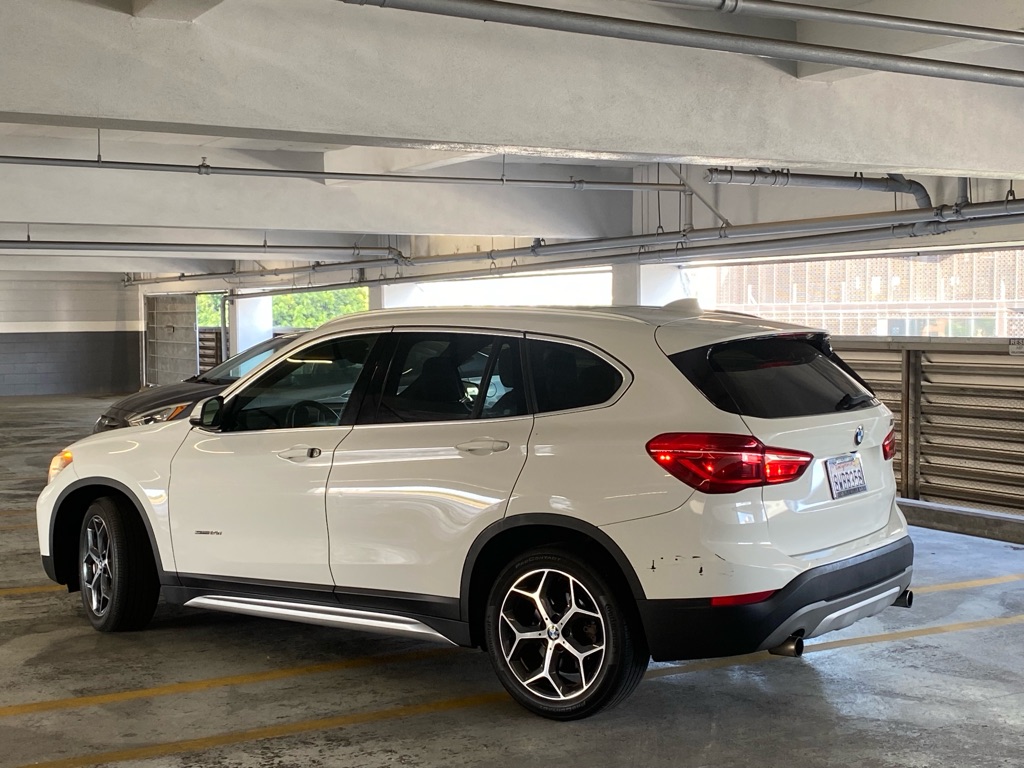 Photo 2 of this BMW X1