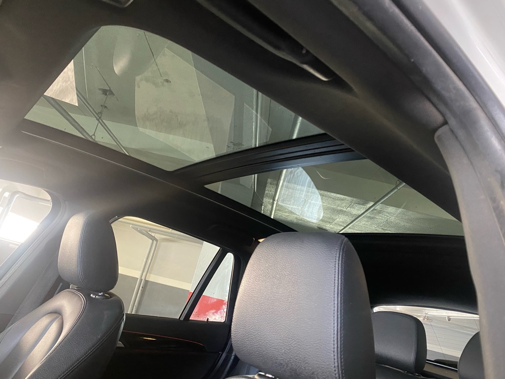 Photo 10 of this BMW X1