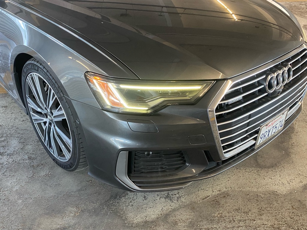 Photo 31 of this AUDI A6