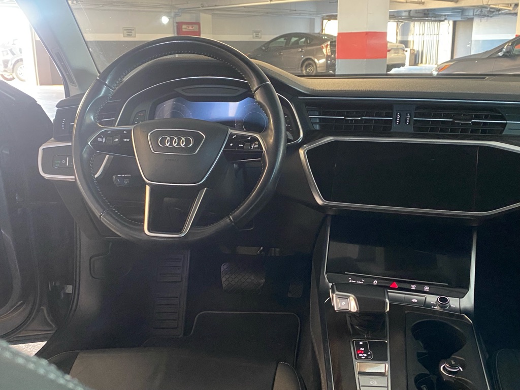 Photo 20 of this AUDI A6