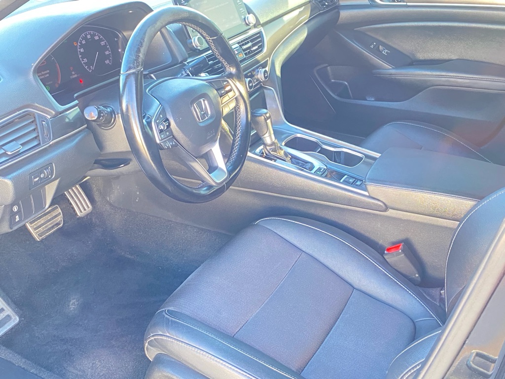 Photo 5 of this HONDA ACCORD