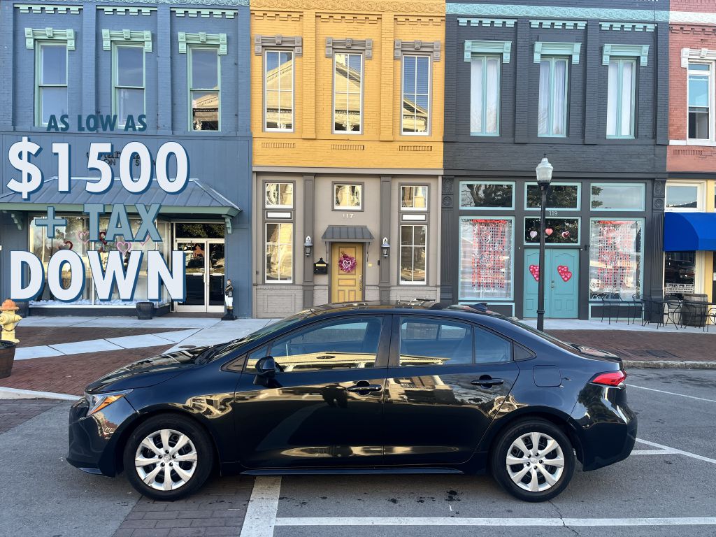 2020 Toyota Corolla LE's photo